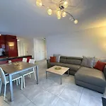 Athos 1 - Top-angebot - Modern, Gross, Lichtdurchflutet Apartment