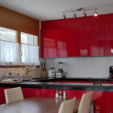 Athos 1 - Top-angebot - Modern, Gross, Lichtdurchflutet Лойкербад